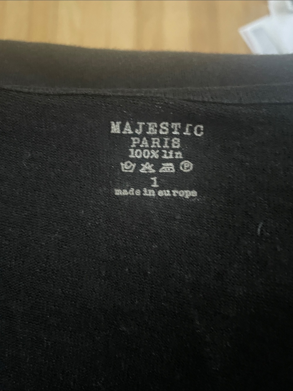 Majestic women’s Black draping Linen Sweater overthrow